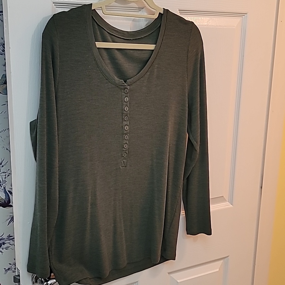 Woolx Reese Henley Long Sleeve Tee